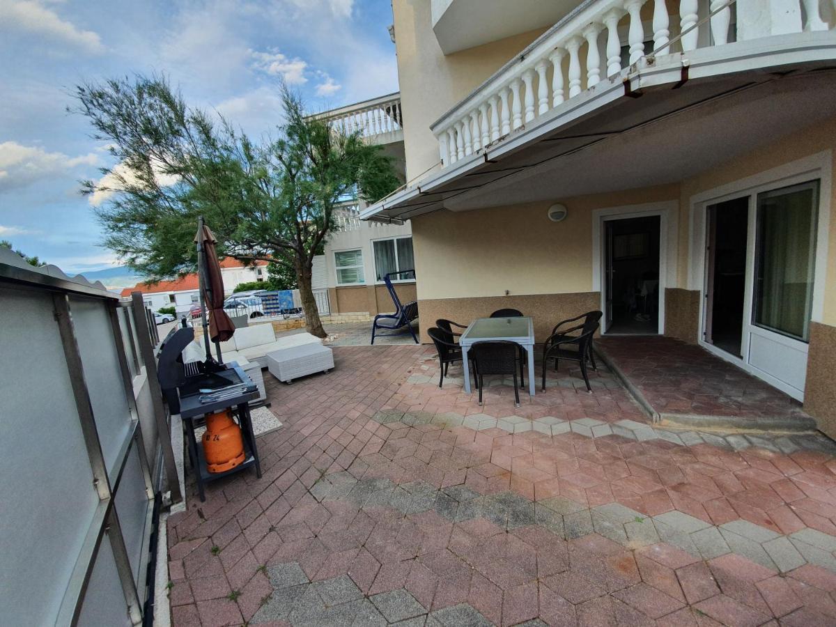 דירות באסקה Apartman Klaudijo מראה חיצוני תמונה